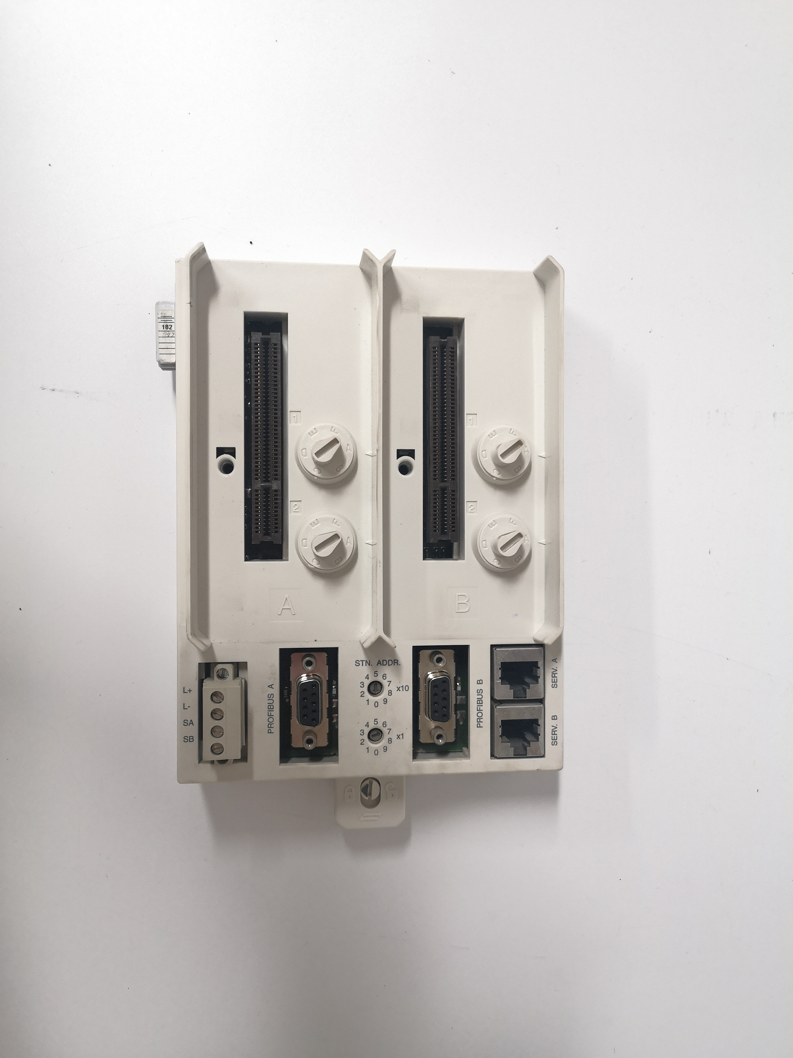 ABB  TU830V1 3BSE013234R1  擴展型接線端子底座